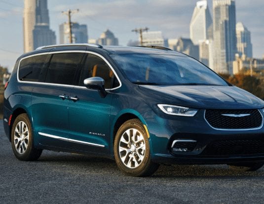 2021 Chrysler Pacifica Pinnacle blue model hybrid social media version
