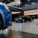 concessionnaire voiture expo