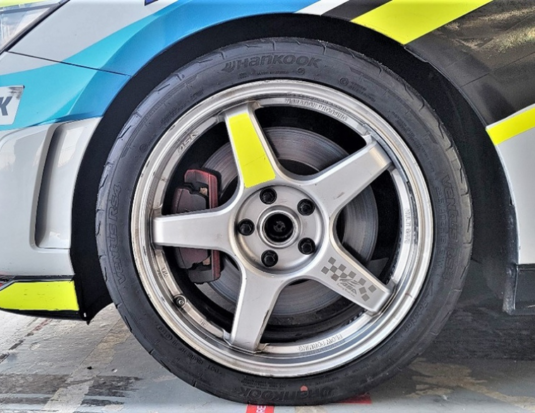 hankook tire track solutions