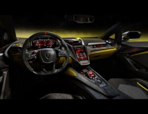 The passenger compartment reflects presenting a new interpretation of Lamborghini’s ‘Feel like a pilot’ philosophy. (Credit : Lamborghini)