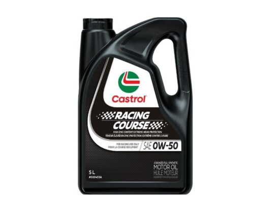 Un bidon noir de 5 litres d'huile moteur Castrol Racing Course affichant le logo Castrol et les spécifications SAE 0W-50 Advanced Full Synthetic Motor Oil.